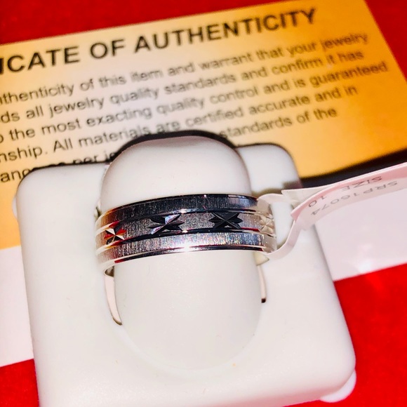 White gold vermeil wedding band for men, beautiful laser cut band, anniversary - Picture 8 of 12